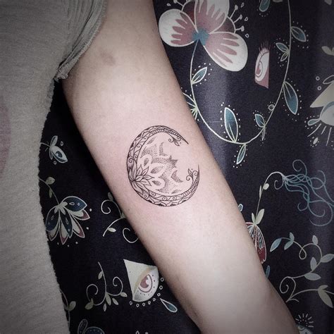 luna tattoo|40 Amazing Moon Tattoos with Meanings